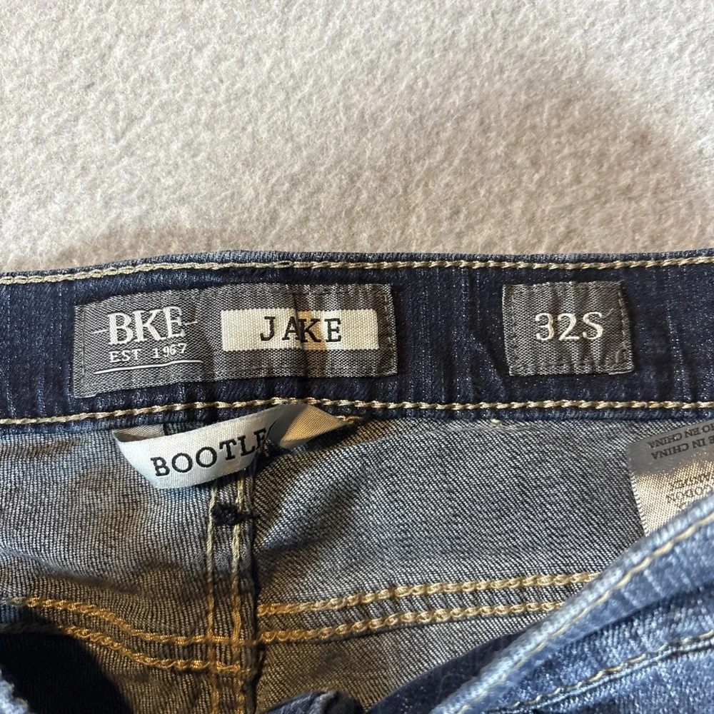 BKE Jake Boot Leg Jeans Blue Denim Straight Leg Dark Wash Stretch Mens 32s 32x29
